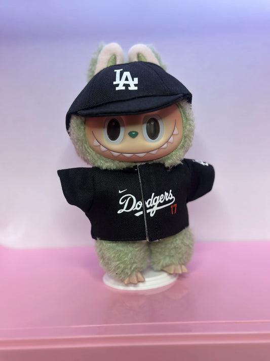 LA FITTED